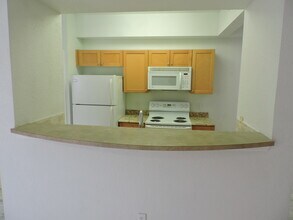 11032 Legacy Dr, Unit #203 in Palm Beach Gardens, FL - Building Photo - Building Photo