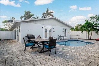 773 95th Ave N in Naples, FL - Building Photo - Building Photo
