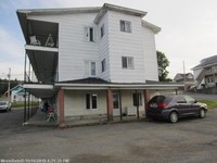 448 Main St in Madawaska, ME - Foto de edificio - Building Photo