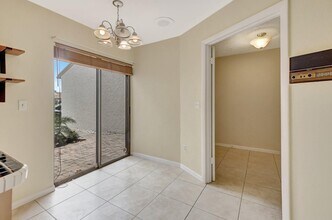 6732 Canary Palm Cir in Boca Raton, FL - Building Photo - Building Photo