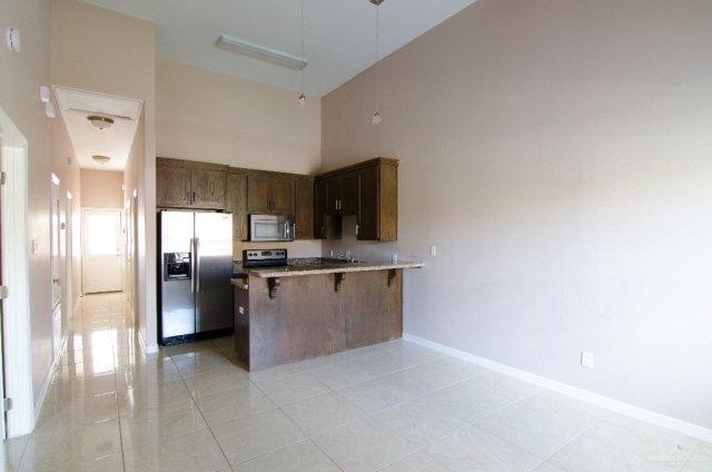 15 Regal Dr in Edinburg, TX - Building Photo - Building Photo