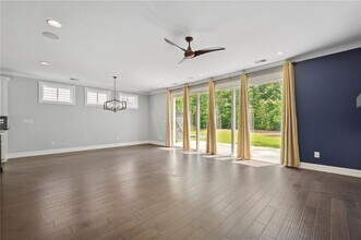 171 Bellehaven Dr in Woodstock, GA - Building Photo - Building Photo