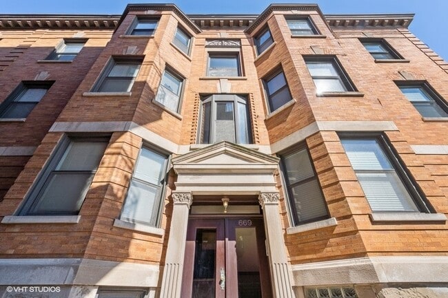 property at 669 W Barry Ave