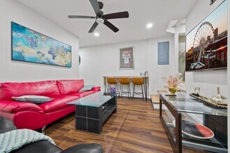 3285 Marlanta Dr, Unit Beautiful East Cobb Unit in Marietta, GA - Building Photo - Building Photo