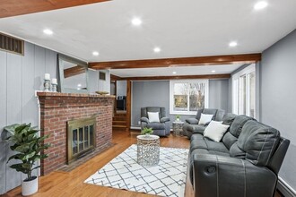 17 Boulder Rd in Lexington, MA - Building Photo - Building Photo