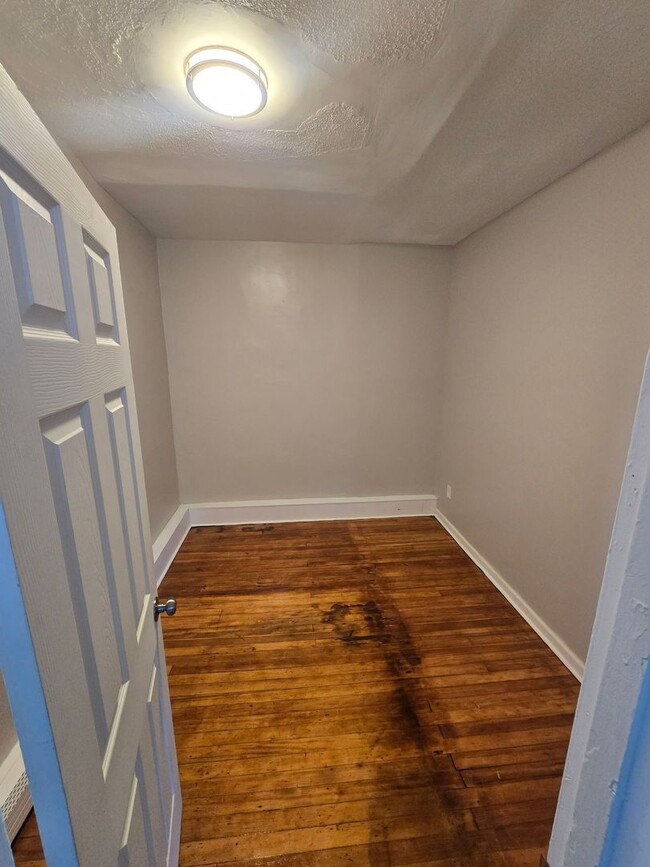 93 Maple Ave in Hartford, CT - Building Photo - Building Photo