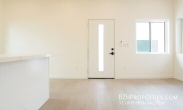1513 S Hayworth Ave in Los Angeles, CA - Building Photo - Building Photo
