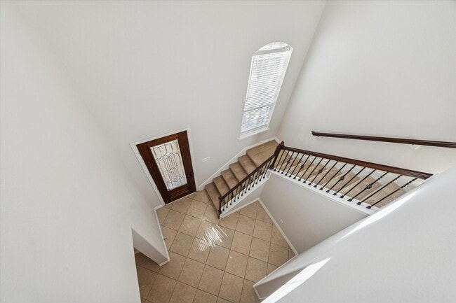 property at 9206 Sunlight Oak Ln