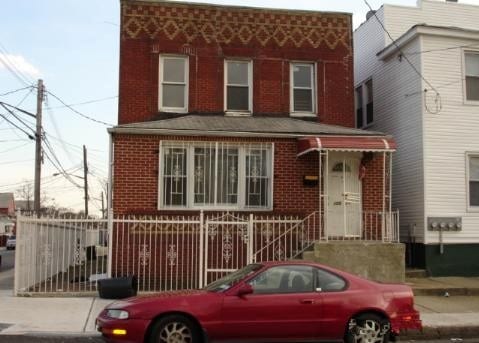 15520 107th Ave in Jamaica, NY - Building Photo