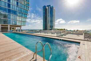 1001 Queen St in Honolulu, HI - Building Photo