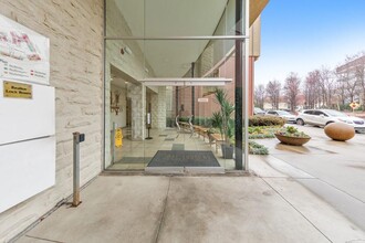401 16th St NW in Atlanta, GA - Foto de edificio - Building Photo