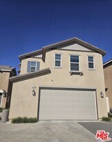 1671 Yarrow Pl in Upland, CA - Building Photo