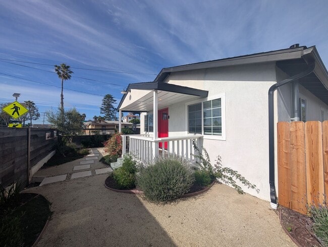 606 San Diego St in Oceanside, CA - Building Photo - Building Photo