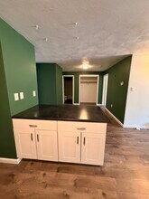 35 Andrew St, Unit 25 in Manchester, NH - Foto de edificio - Building Photo