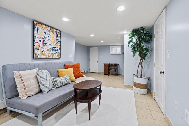 41 Irving St in Jersey City, NJ - Building Photo - Building Photo