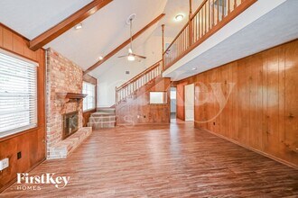 3806 Fairvalley Dr in Houston, TX - Foto de edificio - Building Photo