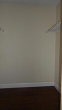 351 Palm Way in Pembroke Pines, FL - Foto de edificio - Building Photo