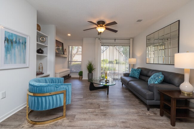 Haywood Pointe Apartments