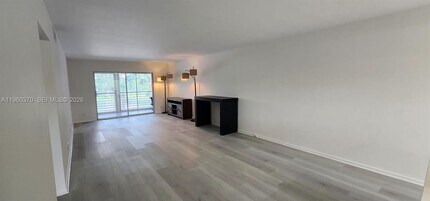 2304 Lucaya Ln in Coconut Creek, FL - Building Photo - Building Photo