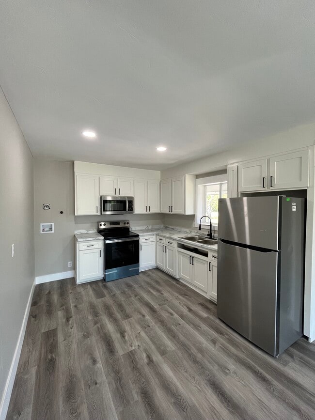 971 Shannon Dr, Unit Apt 1 in Cookeville, TN - Building Photo - Building Photo