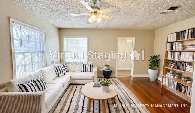 property at 2214 29th St