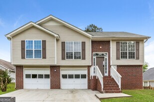 1275 Avery Dr in Jonesboro, GA - Building Photo
