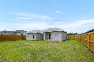 313 E Moore Rd in San Juan, TX - Building Photo - Building Photo