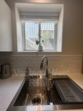 412 Phipps Crescent in Kelowna, BC - Building Photo - Building Photo