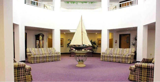 Solista Wilimington in Wilmington, NC - Building Photo - Interior Photo