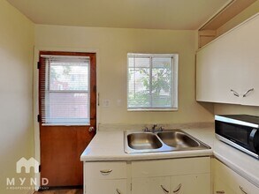 229 Claremont St in Reno, NV - Building Photo - Building Photo