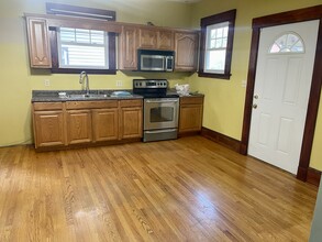 201 Sherman Ave in New Haven, CT - Building Photo - Building Photo