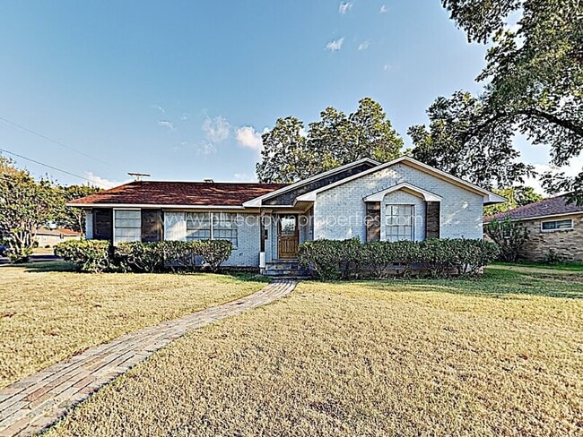 property at 8476 Sweetwood Dr