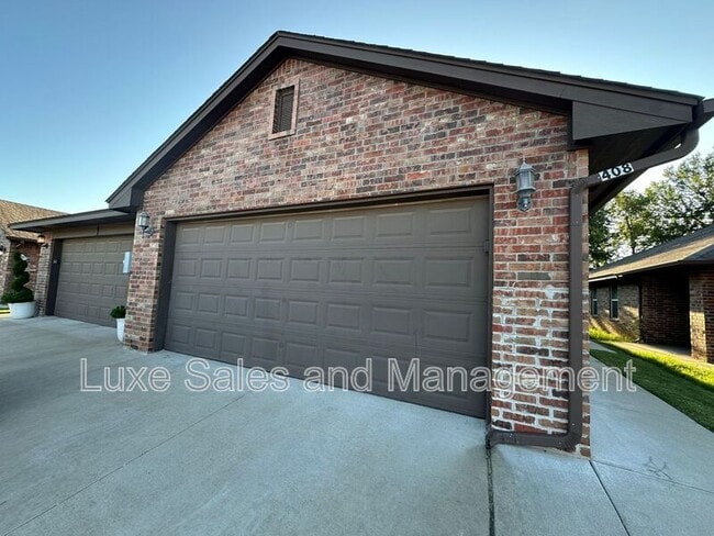 property at 408 Chalk Hill Ct