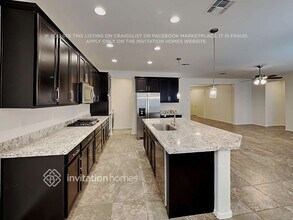 2135 W Madisen Marie Ave in San Tan Valley, AZ - Foto de edificio - Building Photo