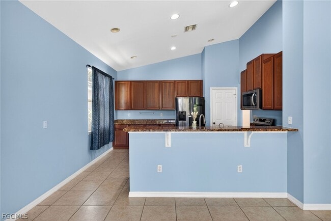 property at 8278 Sumner Ave