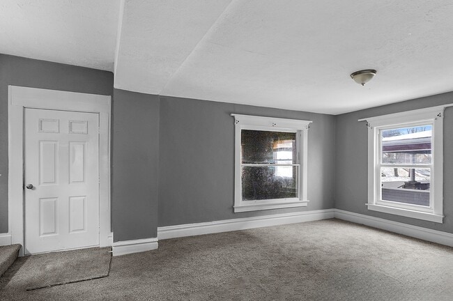 404 N Bentley Ave in Niles, OH - Building Photo - Building Photo