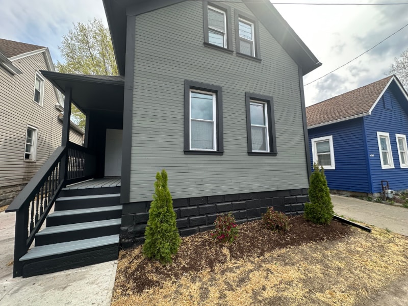 3205 Trowbridge Ave in Cleveland, OH - Building Photo