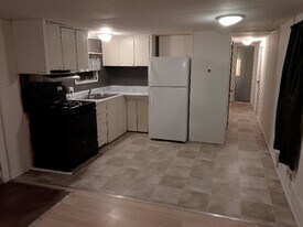 675 7th St in Sanford, CO - Building Photo