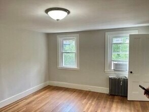 206 Concord St in Newton, MA - Building Photo - Building Photo