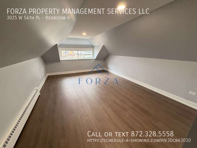 property at 3025 W 54th Pl