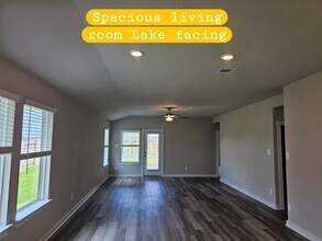 1402 Copeland Dr in Rosharon, TX - Building Photo - Building Photo
