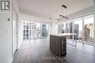 8 Gloucester St in Toronto, ON - Building Photo - Building Photo