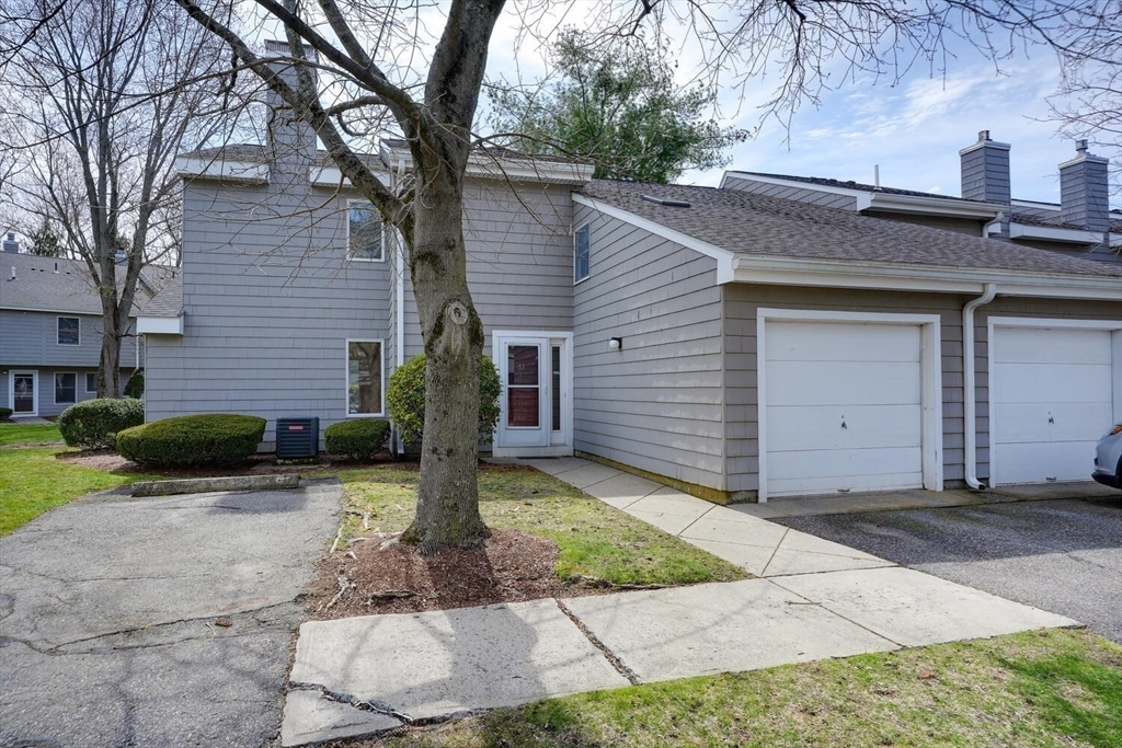 171 Swanton St in Winchester, MA - Building Photo
