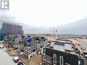 10 Honeycrisp Cres in Vaughan, ON - Building Photo - Building Photo