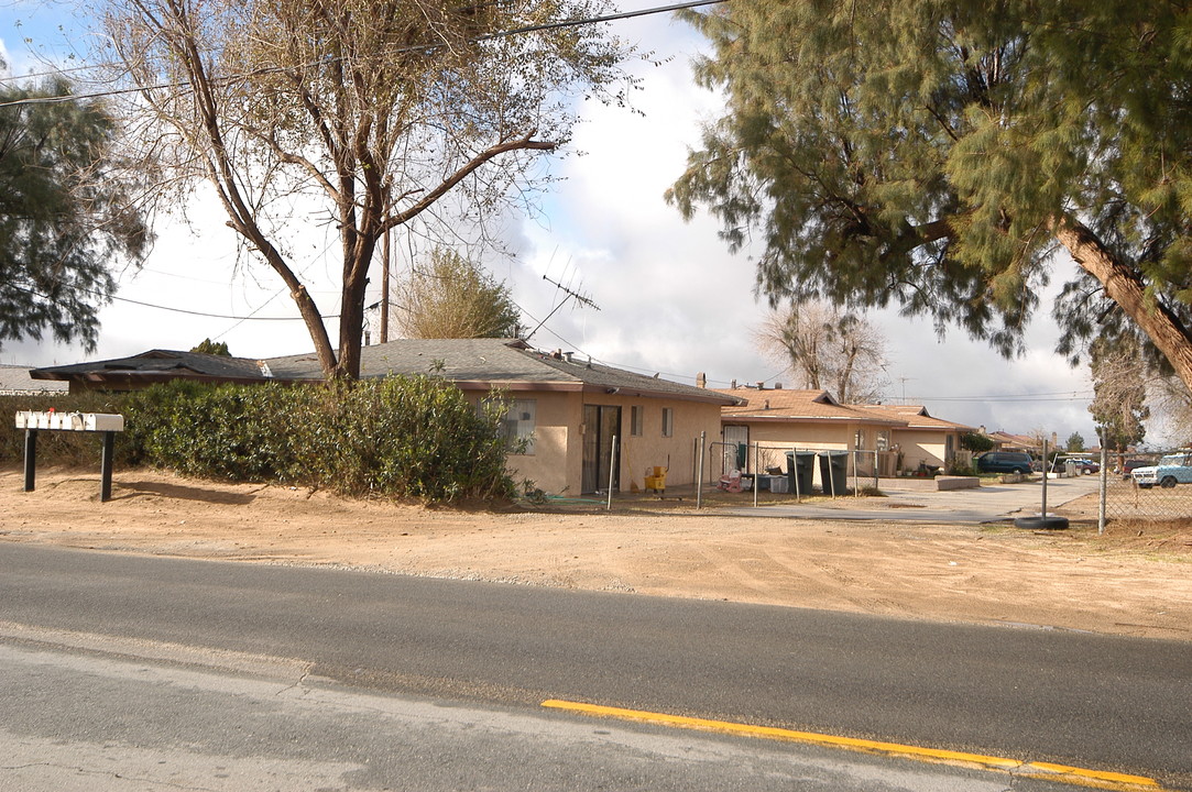 11411 Cherry Ave in Beaumont, CA - Building Photo