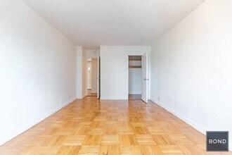 145 Fourth Avenue in New York, NY - Building Photo - Building Photo