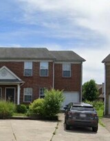 632 Big Bear Ln in Lexington, KY - Building Photo