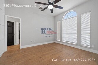 2501 Wagonwheel Dr in Rockwall, TX - Building Photo - Building Photo