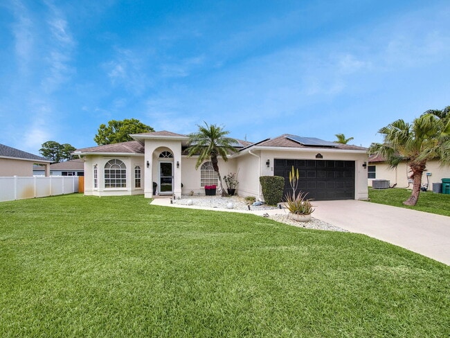 property at 1978 SW Hillman St