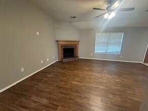 2014 Huntington Rd in Midwest City, OK - Building Photo - Building Photo